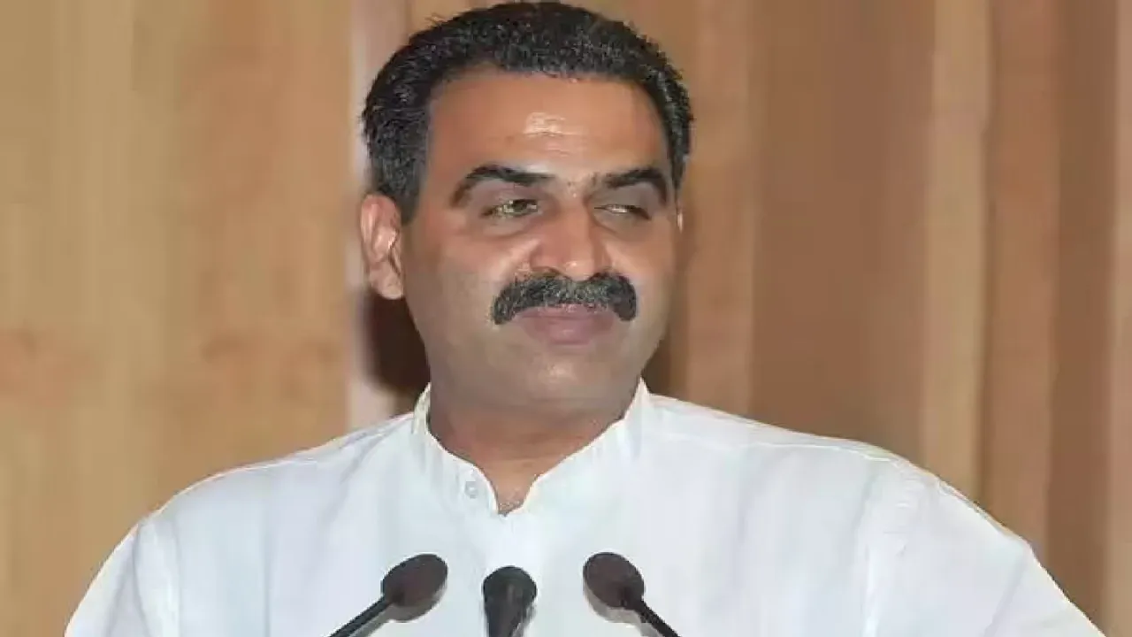 विधि की पढ़ाई करेंगे पूर्व केंद्रीय मंत्री संजीव बालियान, एलएलबी में लिया दाखिला 