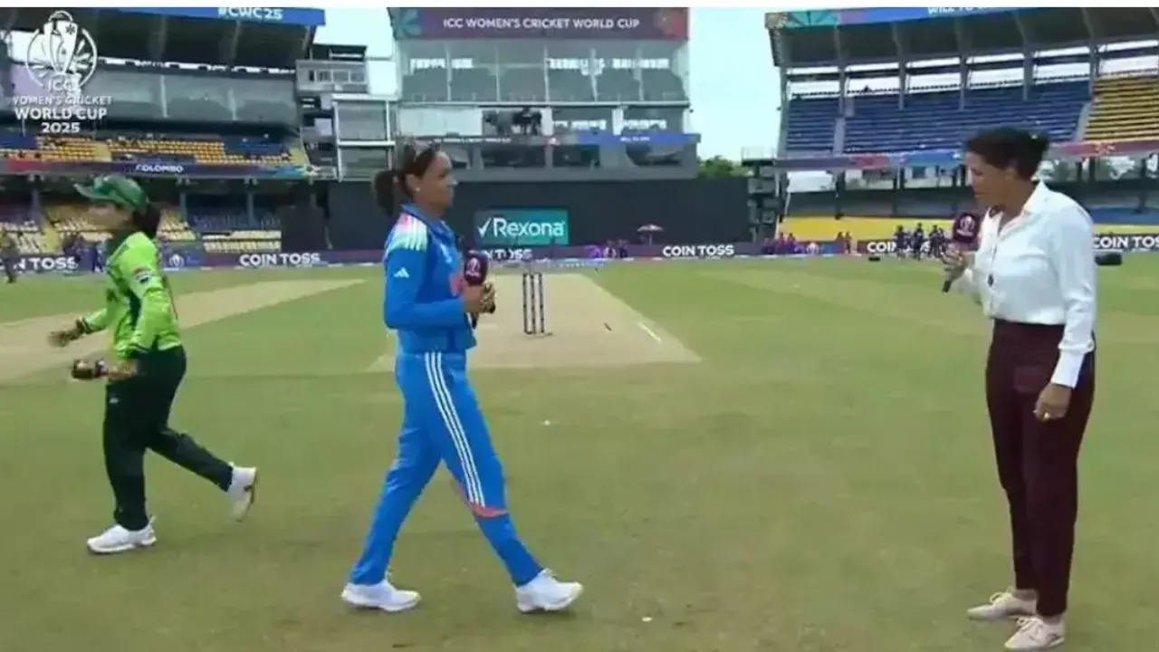 महिला विश्व कप में भारत और पाकिस्तान में तनातनी जारी, कप्तानों ने नहीं मिलाया एक दूसरों से हाथ