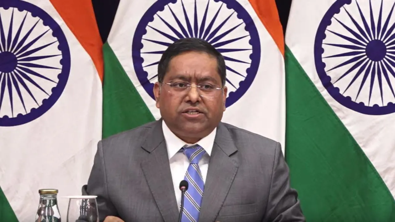India On Pakistan: भारत की पाकिस्तानी रक्षा मंत्री को कड़ी फटकार, 'अपनी असफलताओं का ठीकरा दूसरों पर फोड़ना पाक की पुरानी आदत'