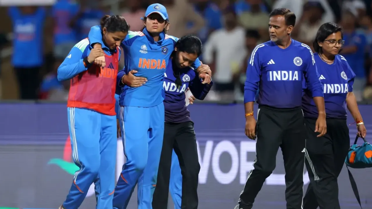 टीम इंडिया की सेमीफाइनल से पहले बढ़ी मुसीबत, बांग्लादेश के खिलाफ मैच में प्रतिका रावल को लगी चोट, हो सकती हैं बाहर 