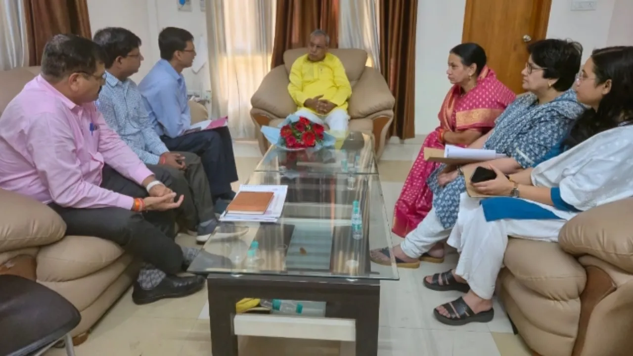 पंचायत सहायकों के रिक्त पदों पर होगी नियुक्ति विभागीय समीक्षा में ओम प्रकाश राजभर ने दिए अधिकारियों को आदेश