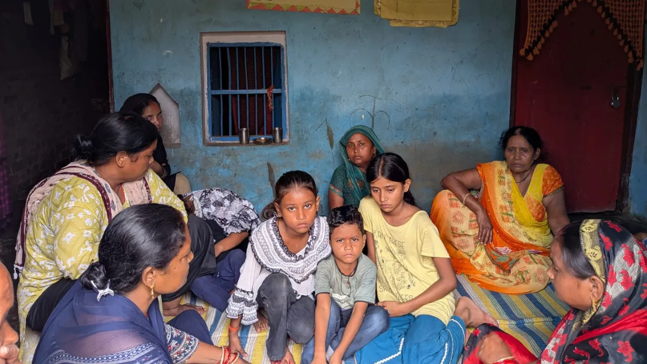 Balrampur News:  करंट की चपेट में आई मां-बेटी, दोनों की मौत से मचा कोहराम