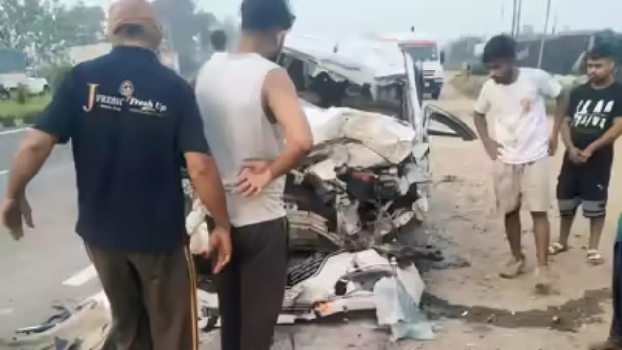 UP Accident: मुजफ्फरनगर में दर्दनाक सड़क हादसा, हरियाणा के एक परिवार के छह लोगों की मौत