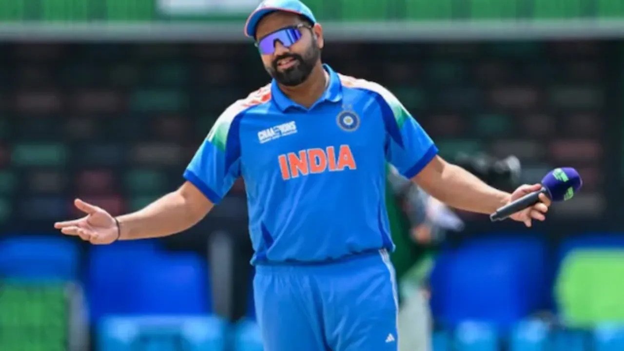 Rohit Sharma Record: रोहित शर्मा वनडे में 100 कैच लेने वाले एलीट क्लब में शामिल, तोड़ा सचिन तेंदुलकर का रिकॉर्ड