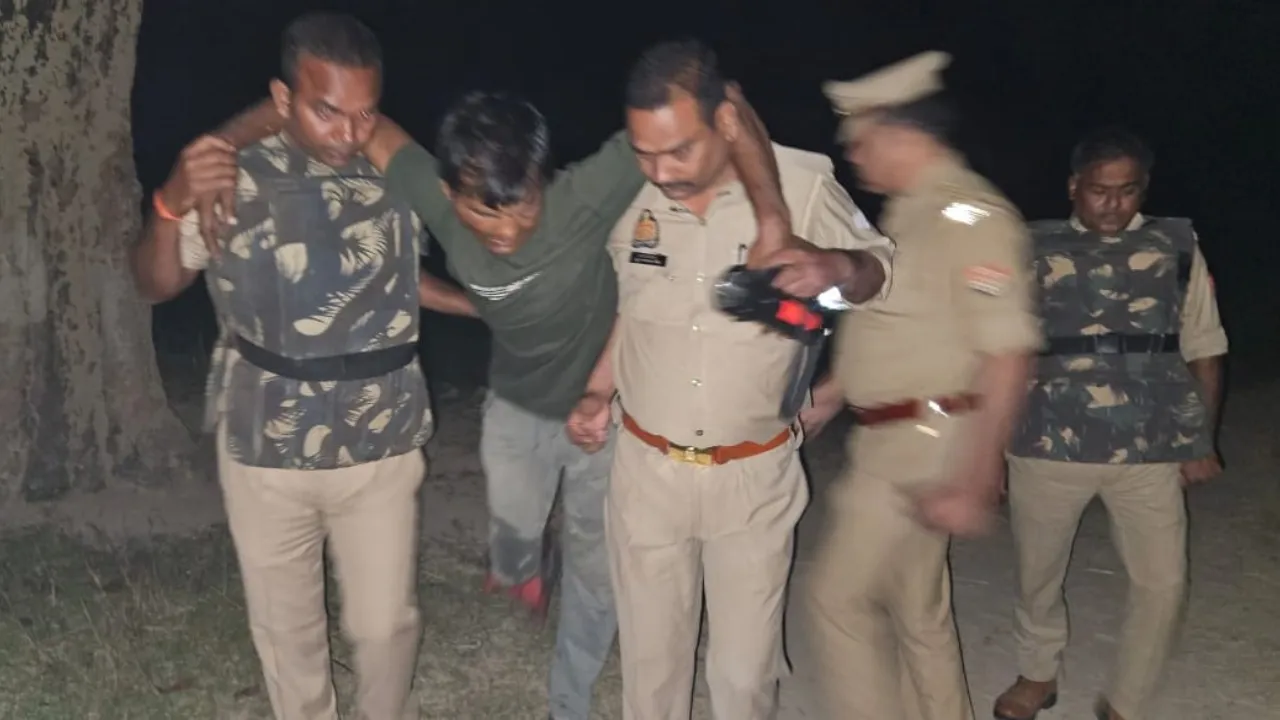 गोकशी की योजना बना रहे शातिर बदमाश पुलिस मुठभेड़ में गिरफ्तार, तमंचा समेत अन्य सामान बरामद
