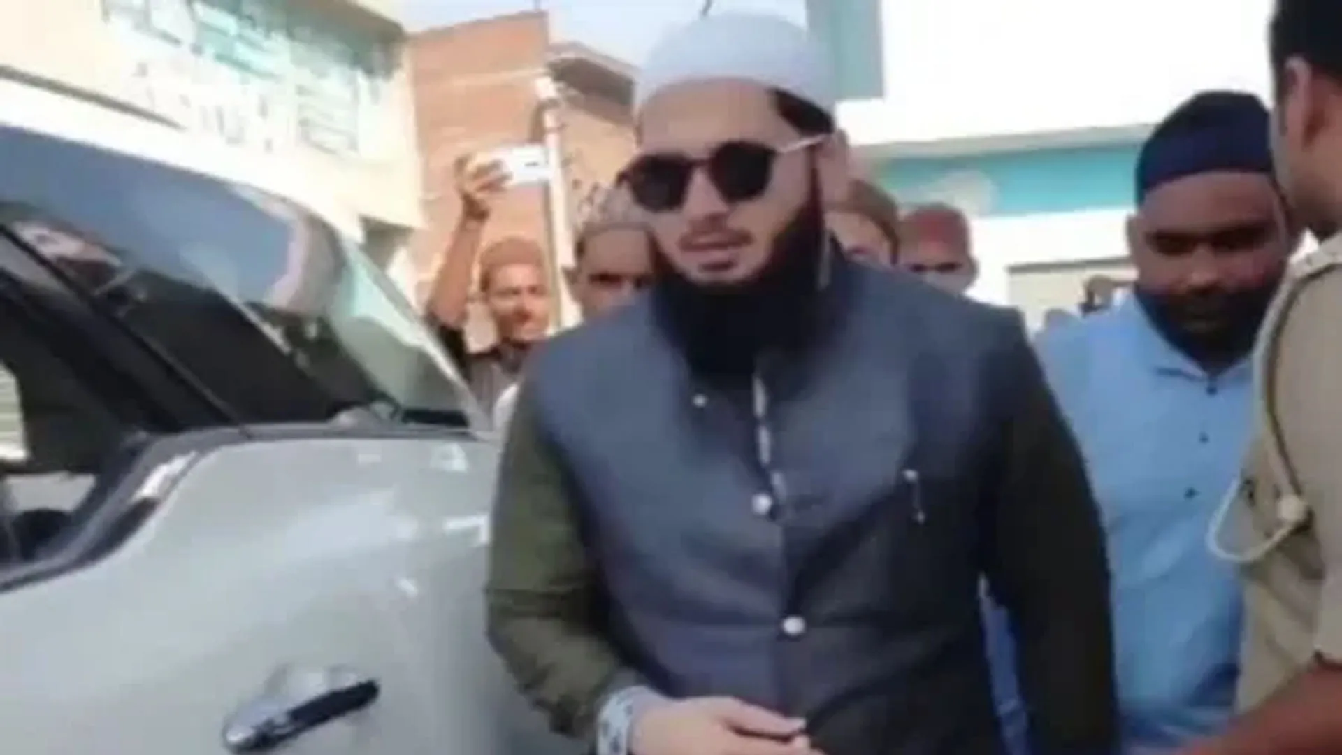 Bareilly:  काजी-ए-हिंदुस्तान के दामाद और तौकीर के रिश्तेदार सलमान मियां का गनर हटाया