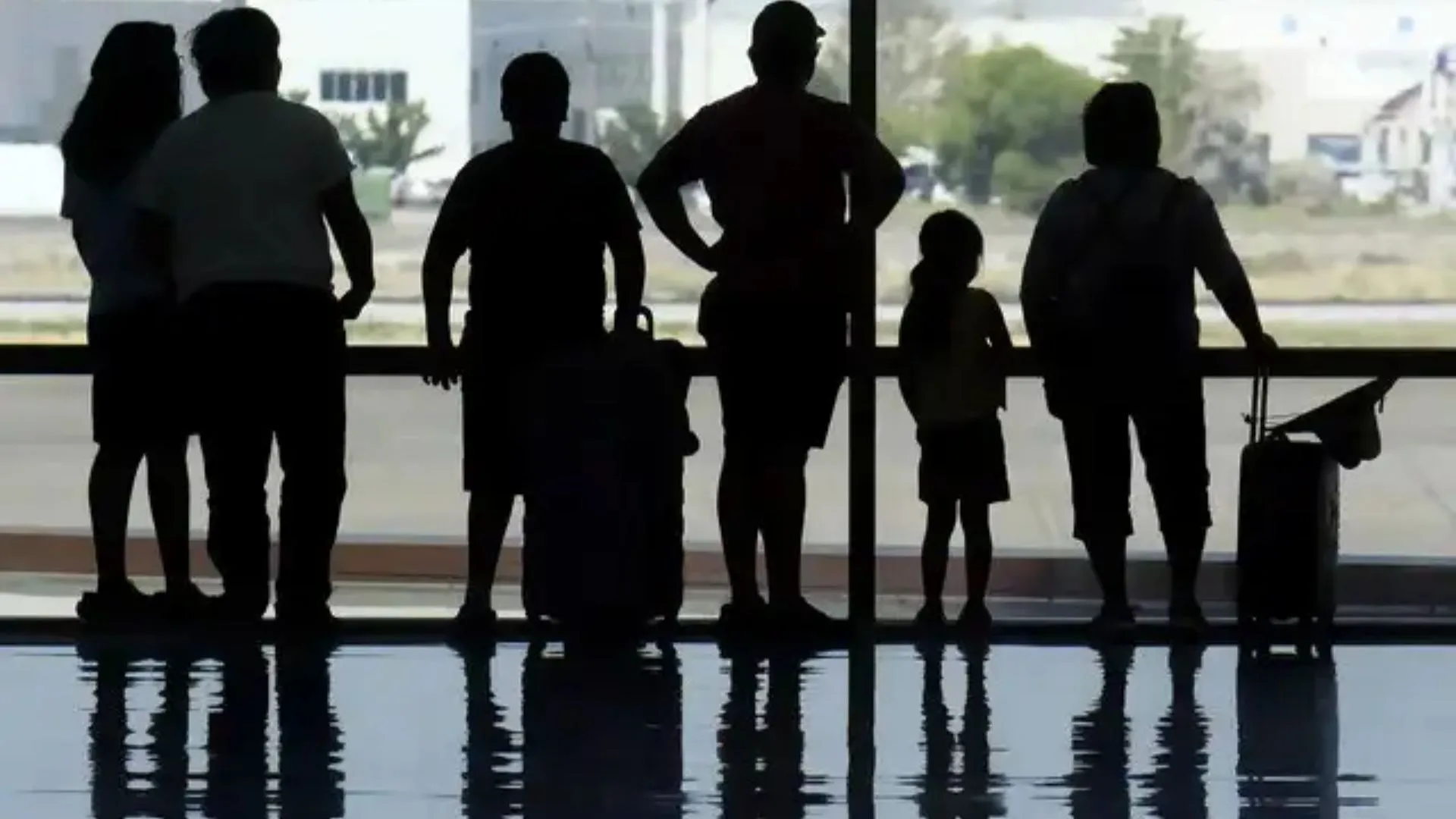  होटल बुक..कमरे फुल, त्योहारों पर पर्यटन में जबरजस्त उछाल, दिवाली से पहले लोग लौट रहे अपने घर 