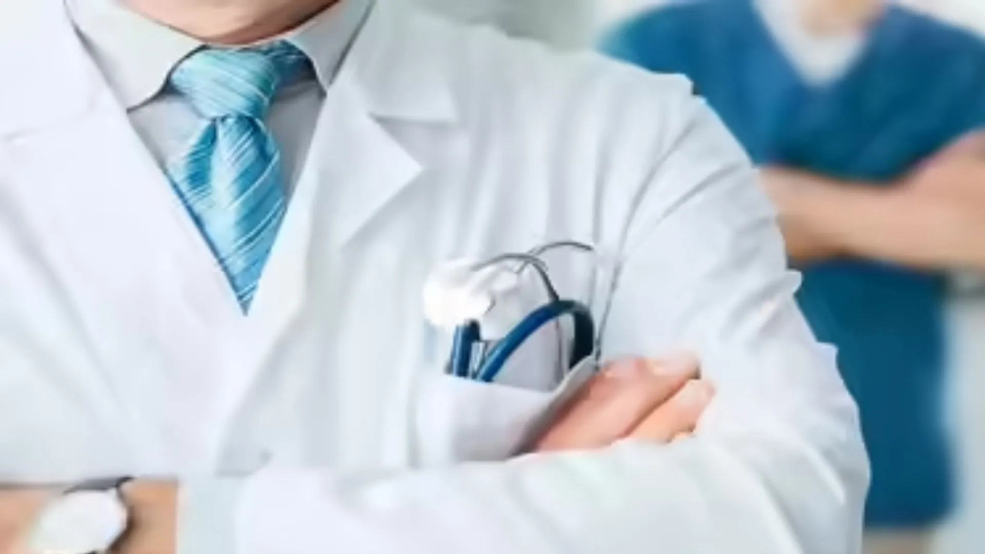 भाजपा नेत्री के इलाज में लापरवाही पर सीएमओ ने की कार्रवाई, अवध ऑर्थो सेंटर में बड़े ऑपरेशन प्रतिबंधित