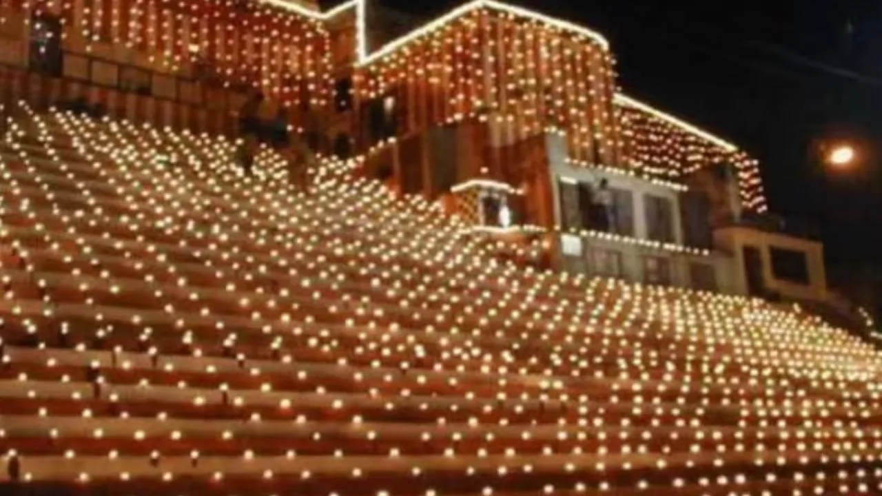 ‘एक भारत, श्रेष्ठ भारत’...  दीयों की रोशनी में जगमगाएगी काशी, देव दीपावली की तैयारियां तेज 