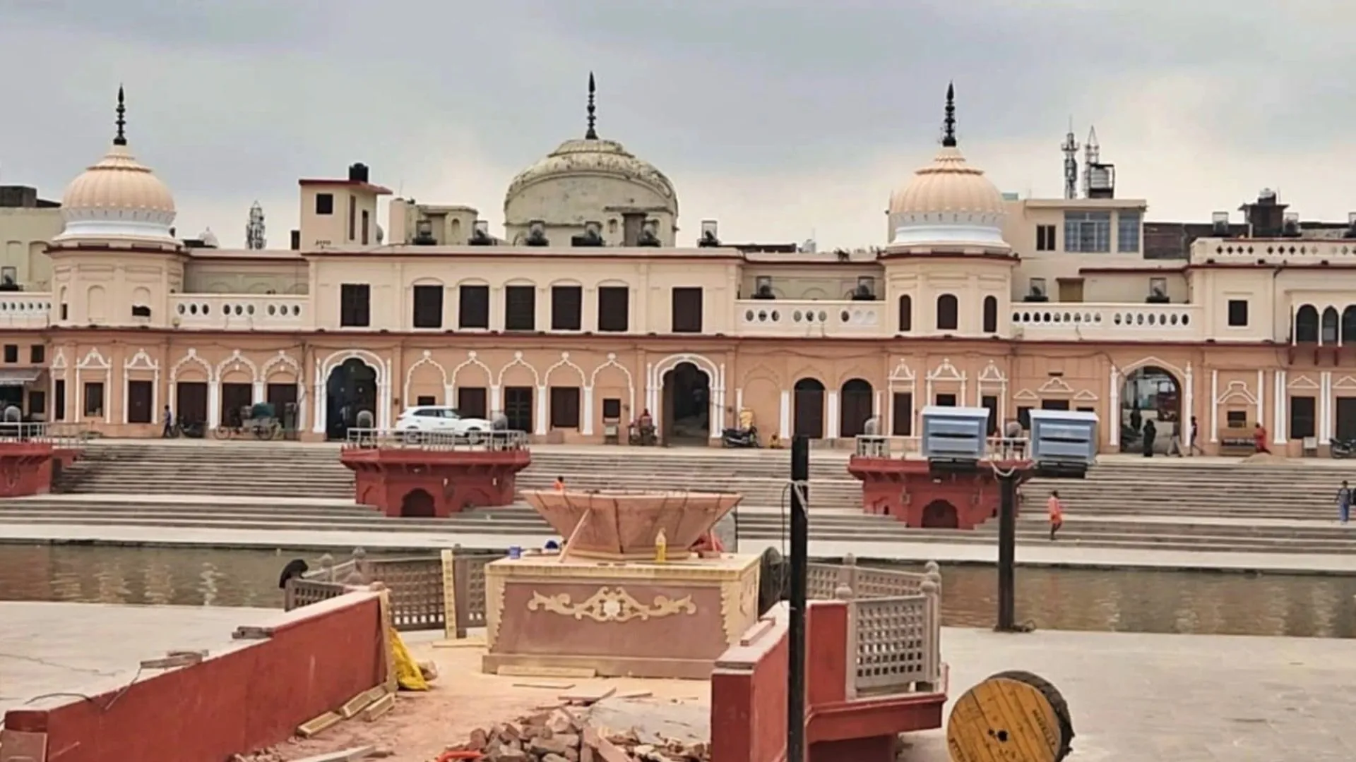 Deepotsav 2025: लाखों दीपों से जगमग होगा रामकोट का परिक्रमा मार्ग, जानें इस बार दीपोत्सव में क्या है खास? 