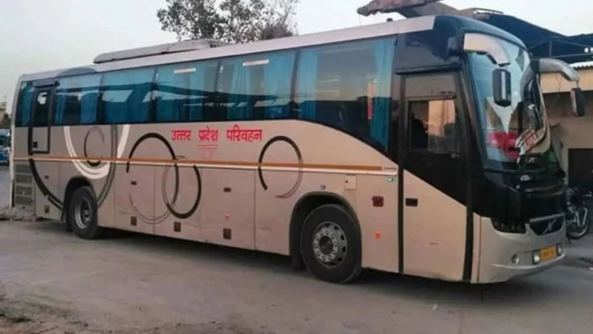 यूपी रोडवेज में AC बसों का नहीं बढ़ाया जाएगा किराया...मिली छूट, डबल डेकर बस का सफल ट्रायल 