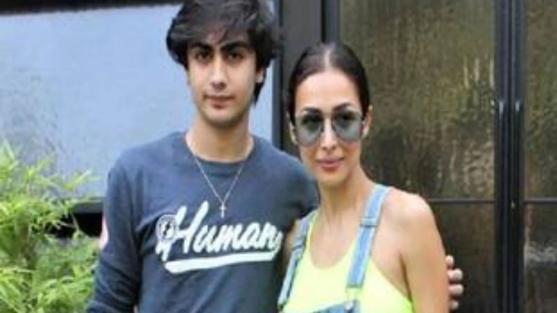 India's Got Talent के सेट पर पहुंचे अरहान खान, मां मलाइका अरोड़ा को किया सरप्राइज 