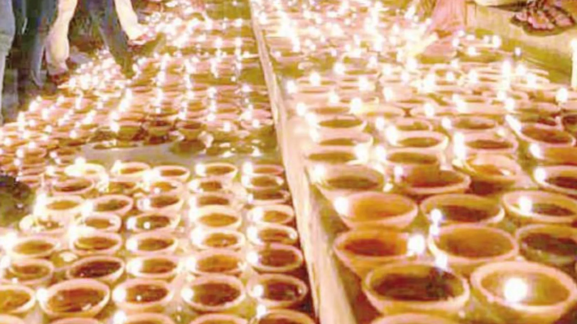 रामनगरी में भव्य दीपोत्सव 19 को, झाकियों में राम मंदिर, काशी कॉरिडोर व महाकुंभ की झलक