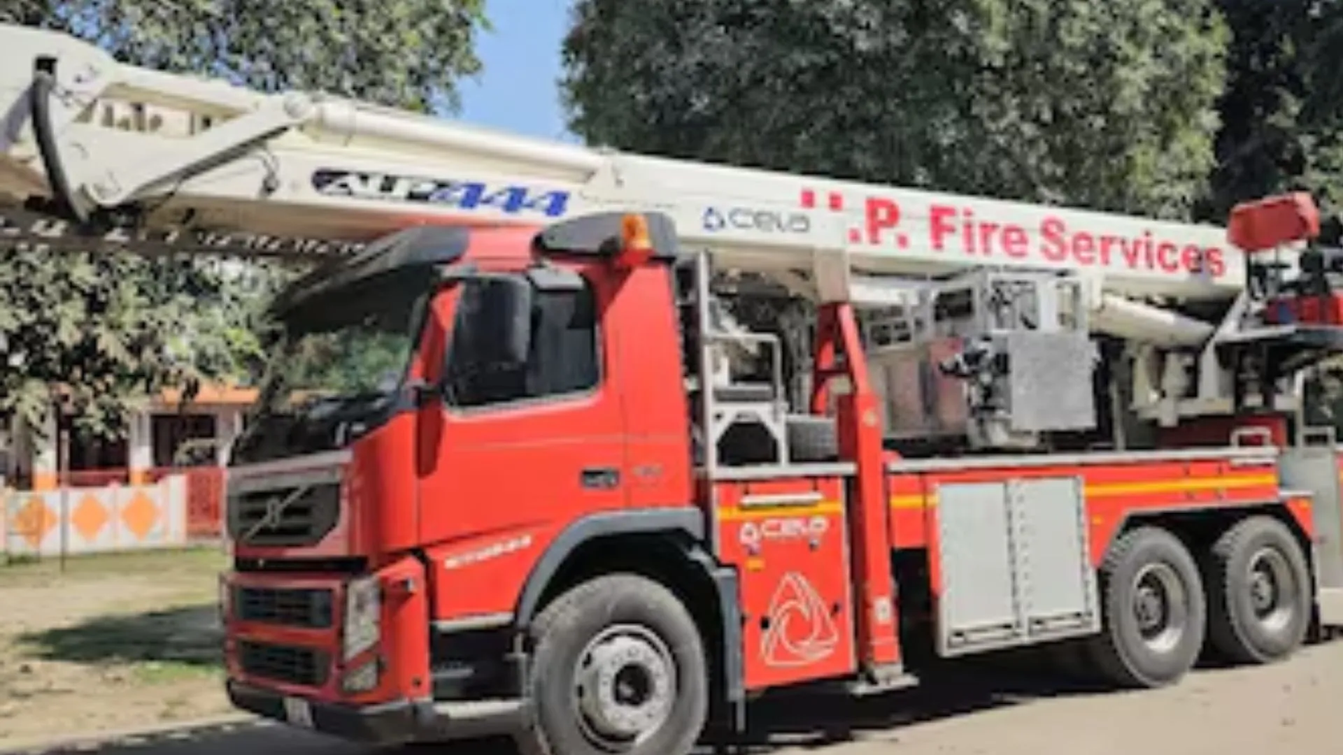 दिवाली पर आग से निपटने का ब्लूप्रिंट तैयार...  300 दमकलकर्मी अलर्ट, सूचना पर पांच से दस मिनट में पहुंचेगी