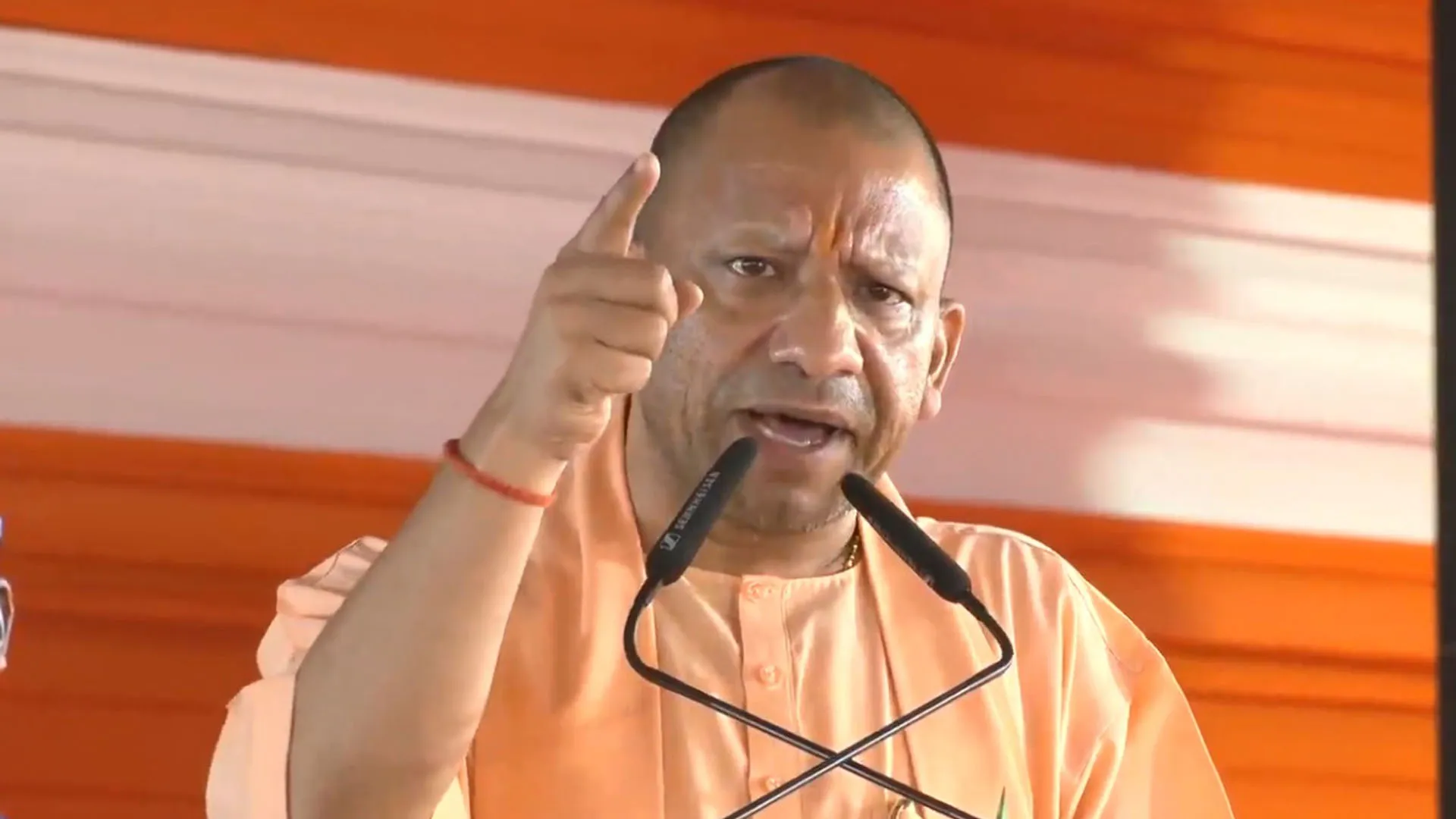 मुख्यमंत्री योगी का बाराबंकी दौरा आज, तैयारी चाक चौबंद, डीएम-एसपी ने परखी सुरक्षा व्यवस्था