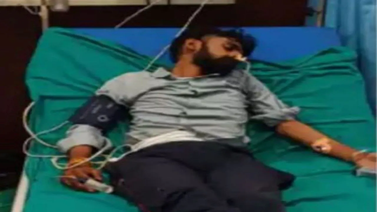 एमिटी यूनिवर्सिटी के छात्र ने खाया जहर, विश्वविद्यालय प्रशासन पर अपमान का लगाया आरोप