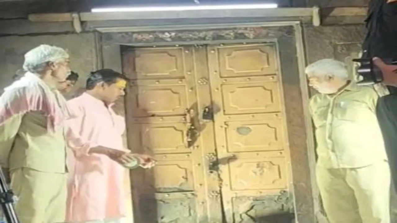 धनतेरस पर खुला...54 साल से बंद बांके बिहारी का खजाना, जानें पूरी कहानी