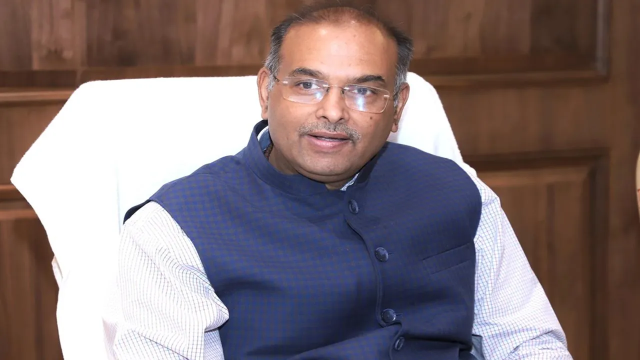 कानपुर : 18 थाना क्षेत्रों में बनी क्रिटिकल कॉरिडोर टीम, डीएम की अध्यक्षता में जिला सड़क सुरक्षा समिति की बैठक में निर्णय
