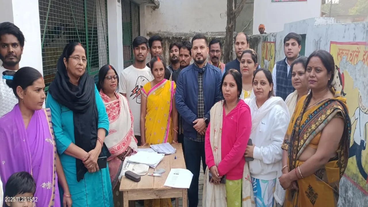  हर स्तर पर जिम्मेदारी निभाएं, चूक पर होगी सख्त कार्रवाई, मतदाता सूची पुनरीक्षण पर डीएम हुए सख्त