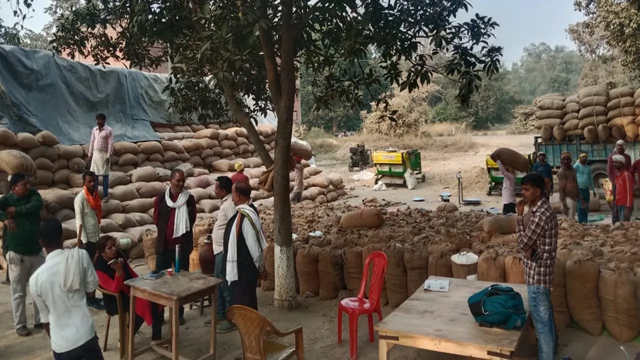 बाराबंकी : धान खरीदी ठप, किसानों में बढ़ी नाराजगी
