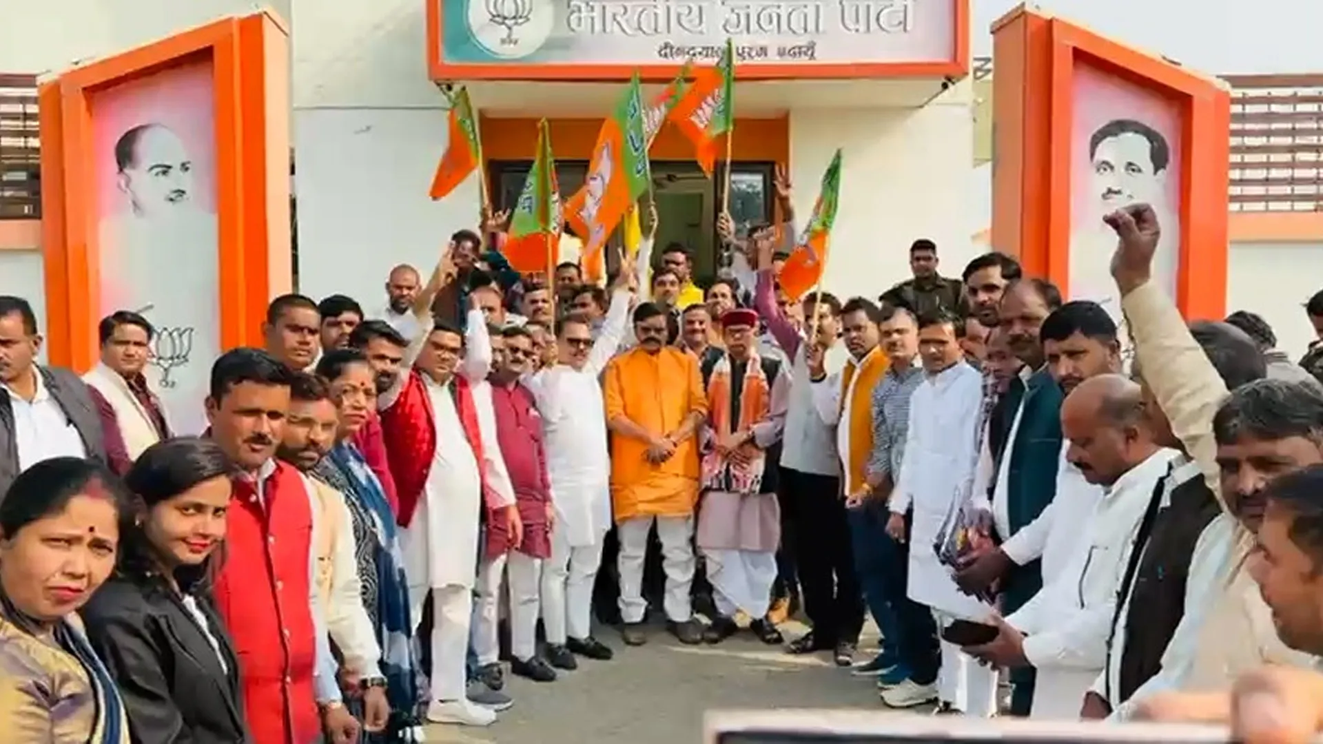 बदायूं : बिहार में विश्वास की हुई जीत, जनता ने विकास को फिर सौंपा जिम्मा : राजीव गुप्ता