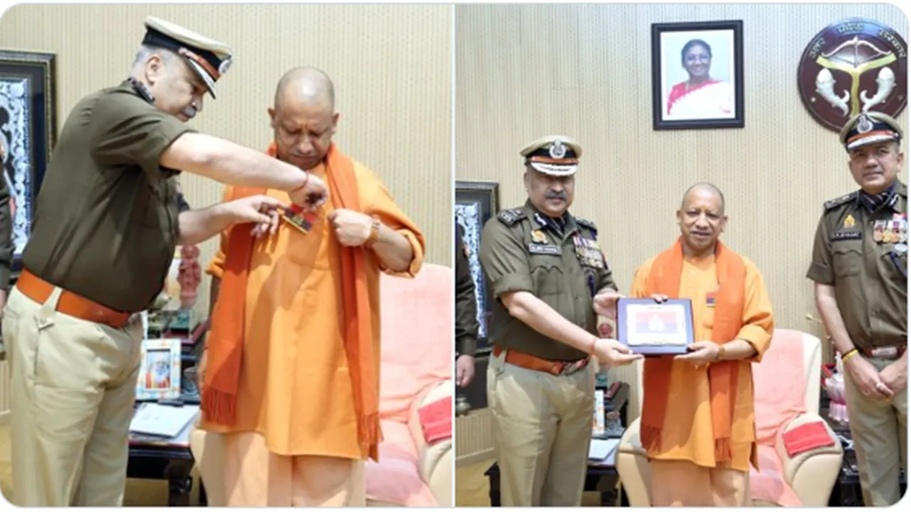 Police Flag Day : डीजीपी ने पुलिस झंडा दिवस पर मुख्यमंत्री योगी को लगाया “फ्लैग पिन”, केशव मौर्य ने पुलिसकर्मियों को दी बधाई