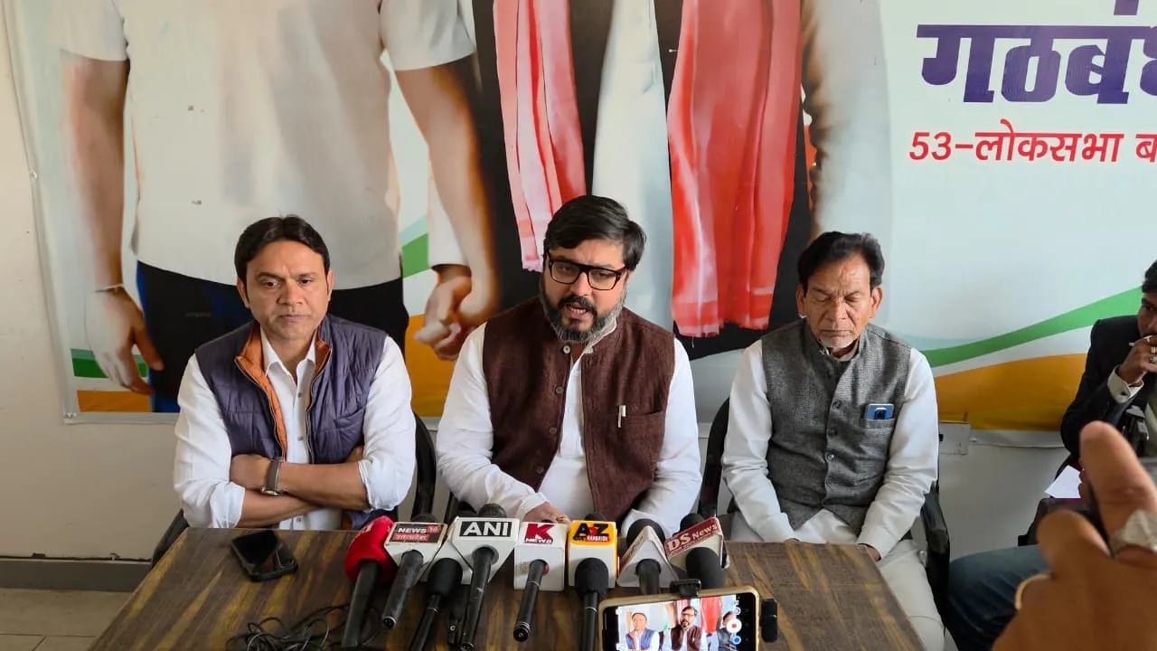 बाराबंकी : एक माह में 15 करोड़ वोटरों की समीक्षा असंभव, सरकार की मंशा संदिग्ध- बोले पुनिया