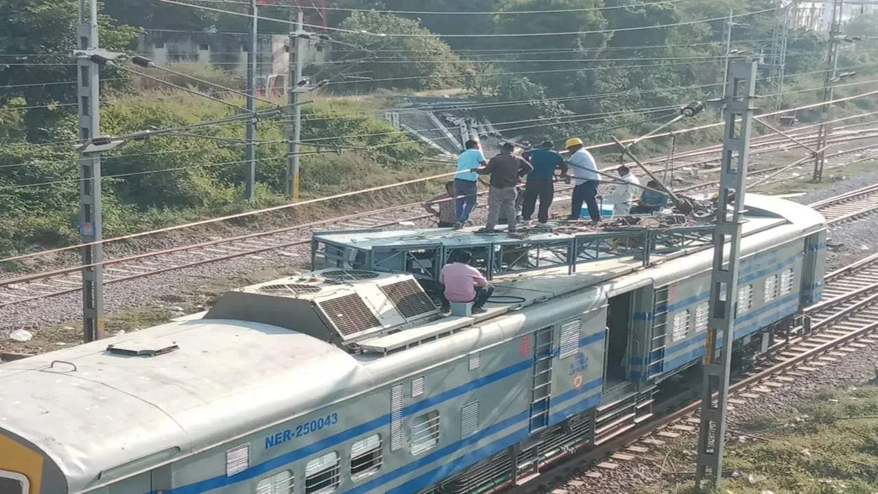 बाराबंकी: बचा ले गया संयोग, वरना रूह कंपा देता हादसा, चालक पर मुकदमा दर्ज