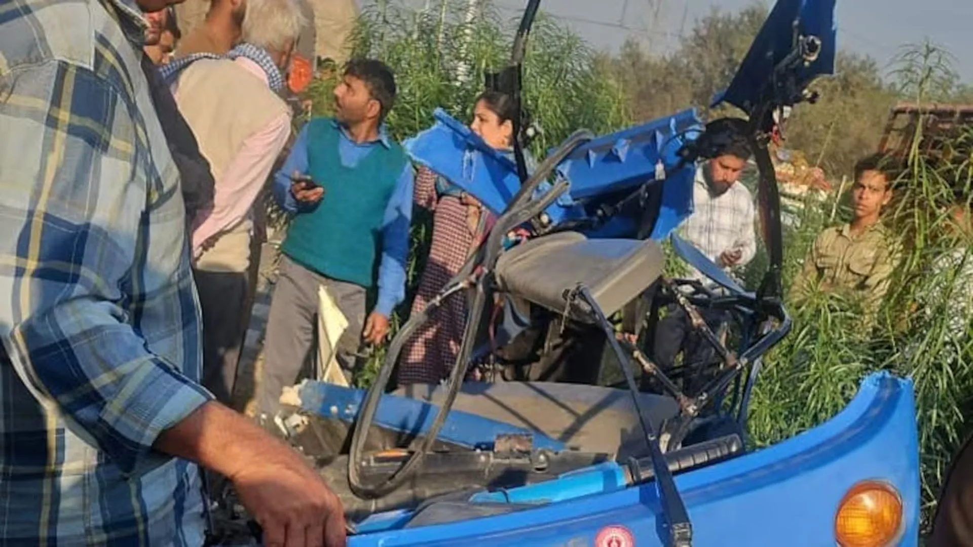 Moradabad : NH पर काल बनकर दौड़ी रोडवेज बस, ऑटो सवार परिवार के छह लोगों की मौत