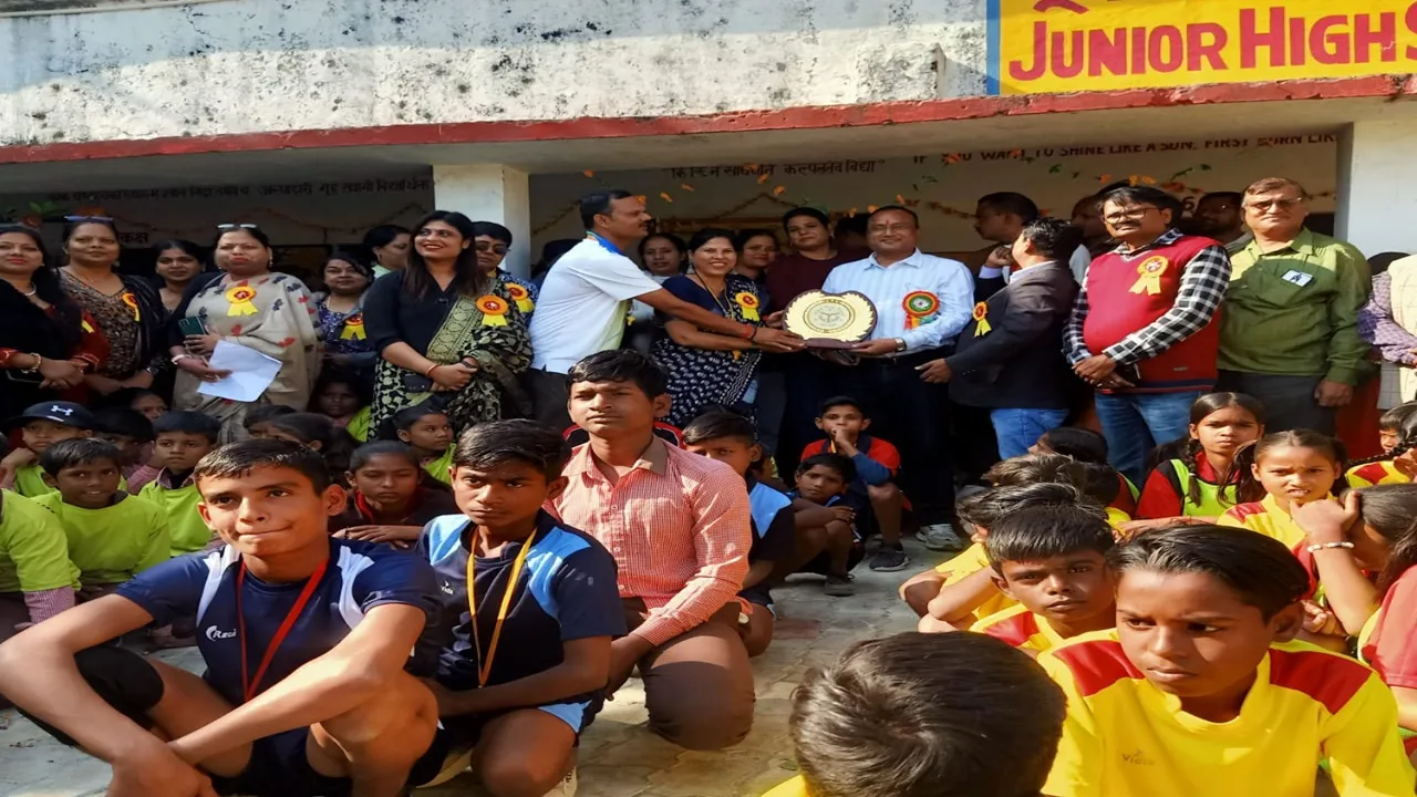 बाराबंकी : क्रीडा प्रतियोगिता में आर्यन, प्रिया, सनी व पारुल ने मारी बाजी, दौड़ स्पर्धाओं में छात्रों का शानदार प्रदर्शन