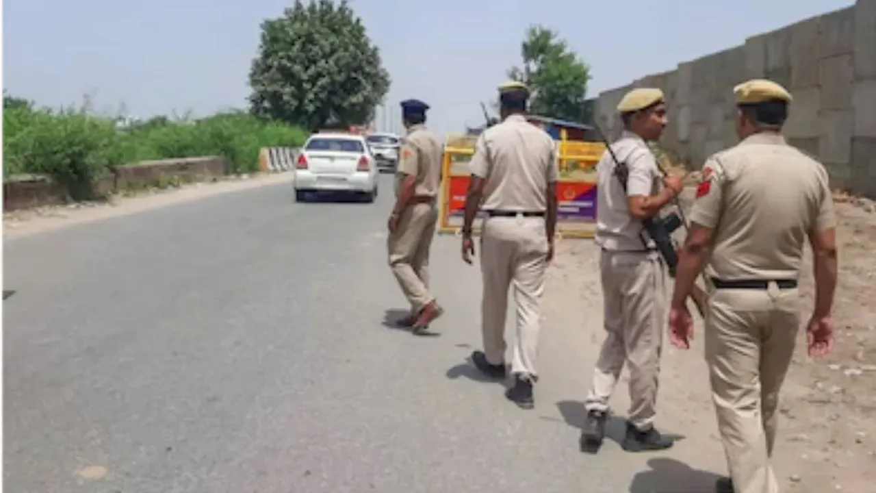 भारत को दहलाने की नापाक साजिश का भंडाफोड़ : फरीदाबाद में डॉक्टर के घर से 300 किलो RDX, 2 AK47 व भारी गोला-बारूद बरामद...