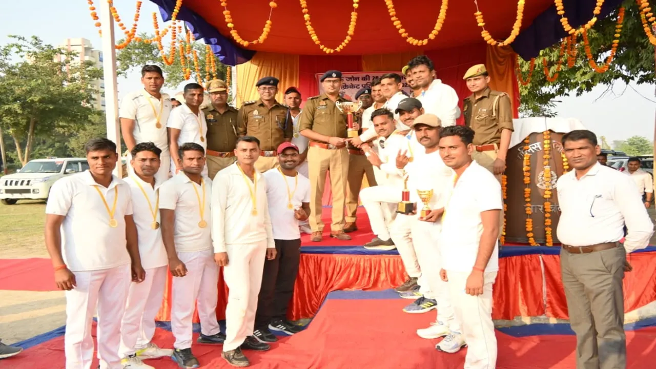 बाराबंकी पुलिस बनी चैंपियन : उन्नाव रही उपविजेता, अन्तर्जनपदीय क्रिकेट प्रतियोगिता का हुआ भव्य समापन