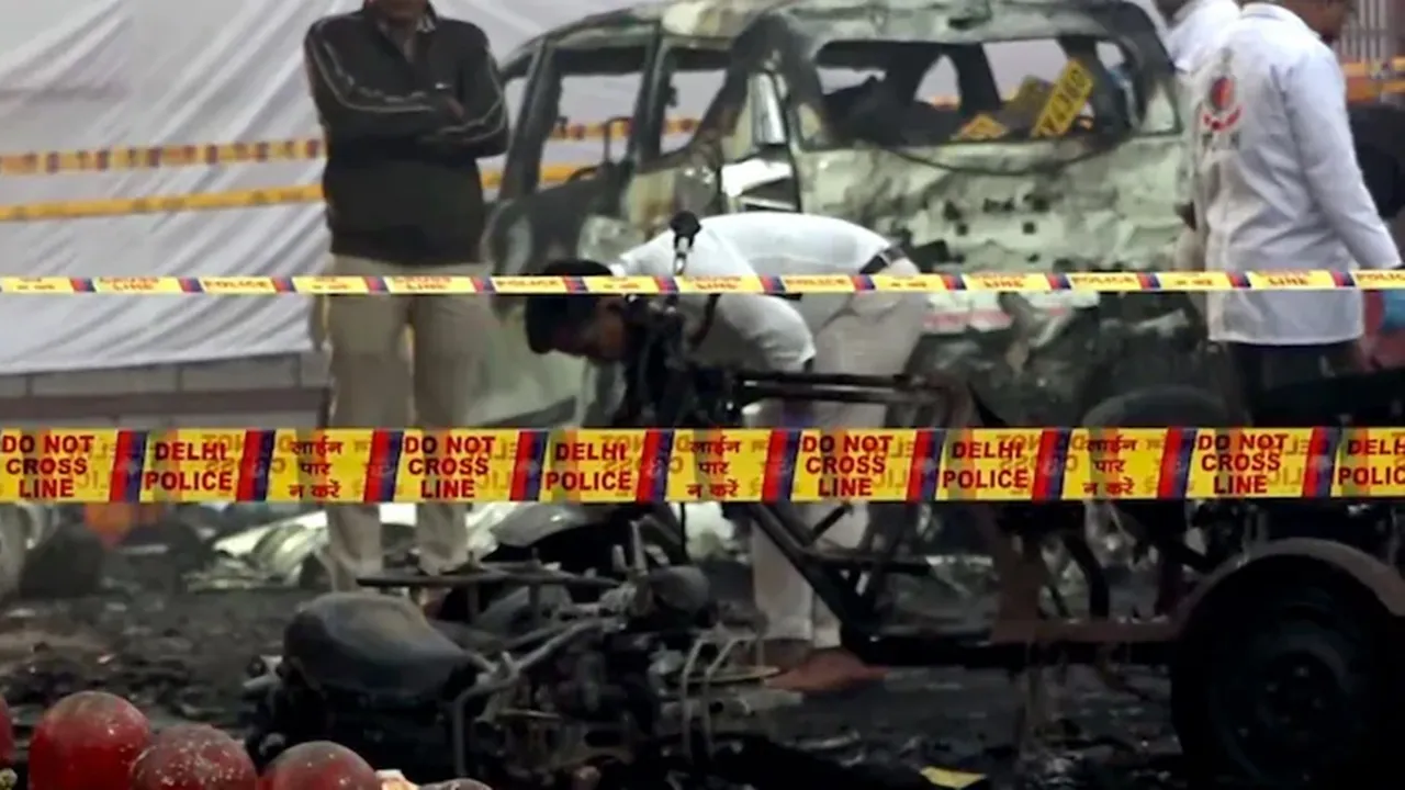 Delhi Blast : NIA को मिली बड़ी सफलता, दिल्ली हमले का ‘सह साजिशकर्ता’ वानी श्रीनगर से गिरफ्तार, धमाके में 13 लोगों की हुई थी मौत 