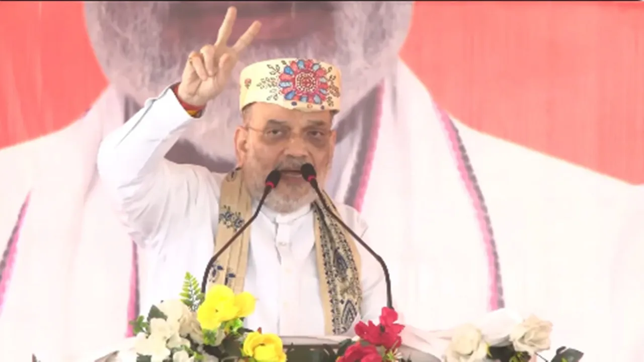 Bihar Elections : मतदान से पहले शाह ने लगाई वादों की झड़ी, कहा- 'जंगल राज’ को रोकने के लिए दबाएं ‘कमल’ का बटन