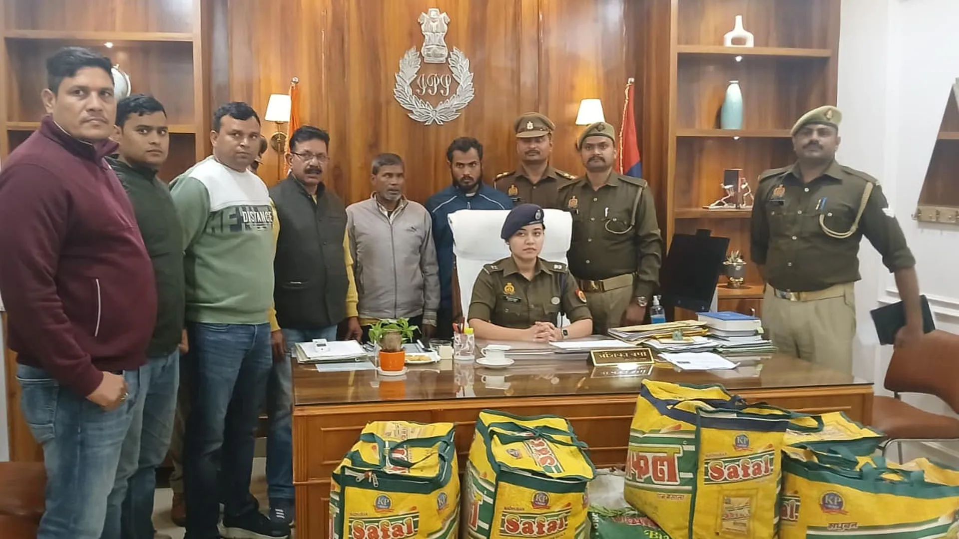 Bareilly : उड़ीसा से दिल्ली सप्लाई के लिए जा रहा 153.69 किलो गांजा पकड़ा