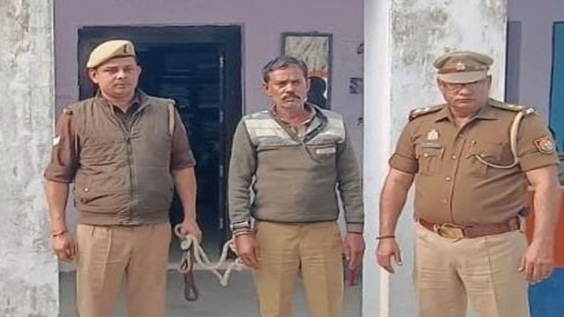 Sambhal : पत्नी ने प्रेमी के साथ मिलकर की थी पति की हत्या, 72 घंटे में किया खुलासा