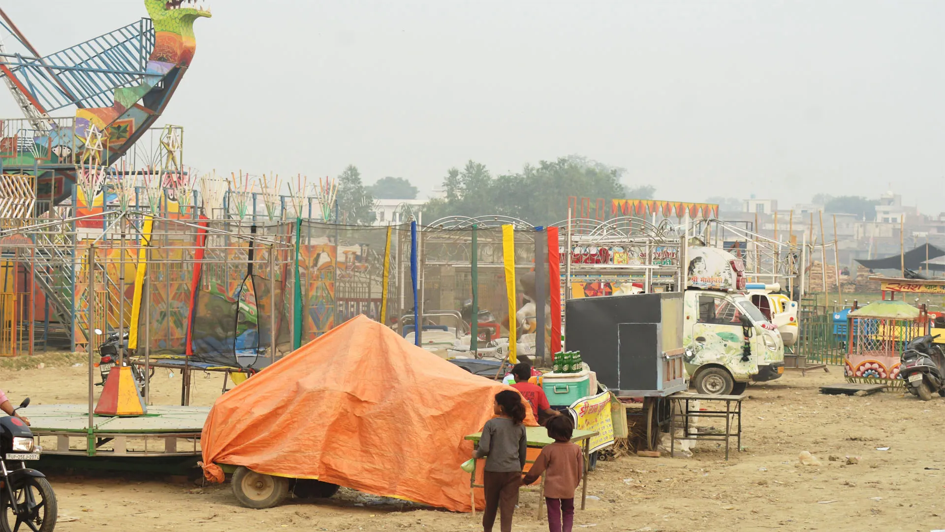 कार्तिक मेला: आज से भीड़ जुटने की उम्मीद, रेल प्रशासन 6 नवंबर तक मेला स्पेशल ट्रेनें चलाएगा 