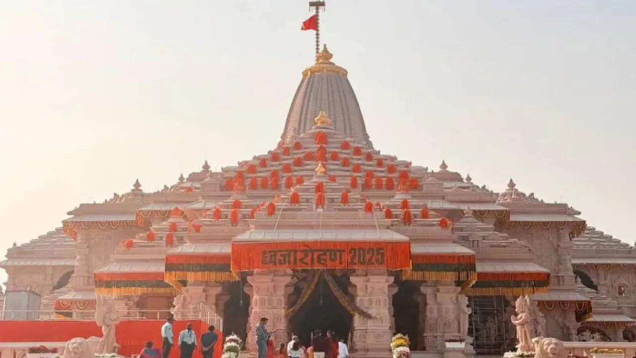 राम मंदिर में ऐतिहासिक ध्वजारोहण: पीएम मोदी शिखर पर लहराएंगे भगवा ध्वज, 32 मिनट में पूरे होंगे सभी विधि-विधान