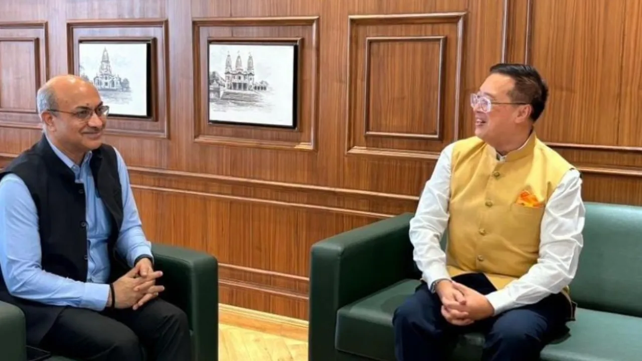 यूपी में निवेश को लेकर उत्साहित हैं सिंगापुर की कंपनियां, जेवर एयरपोर्ट बना पहली पसंद