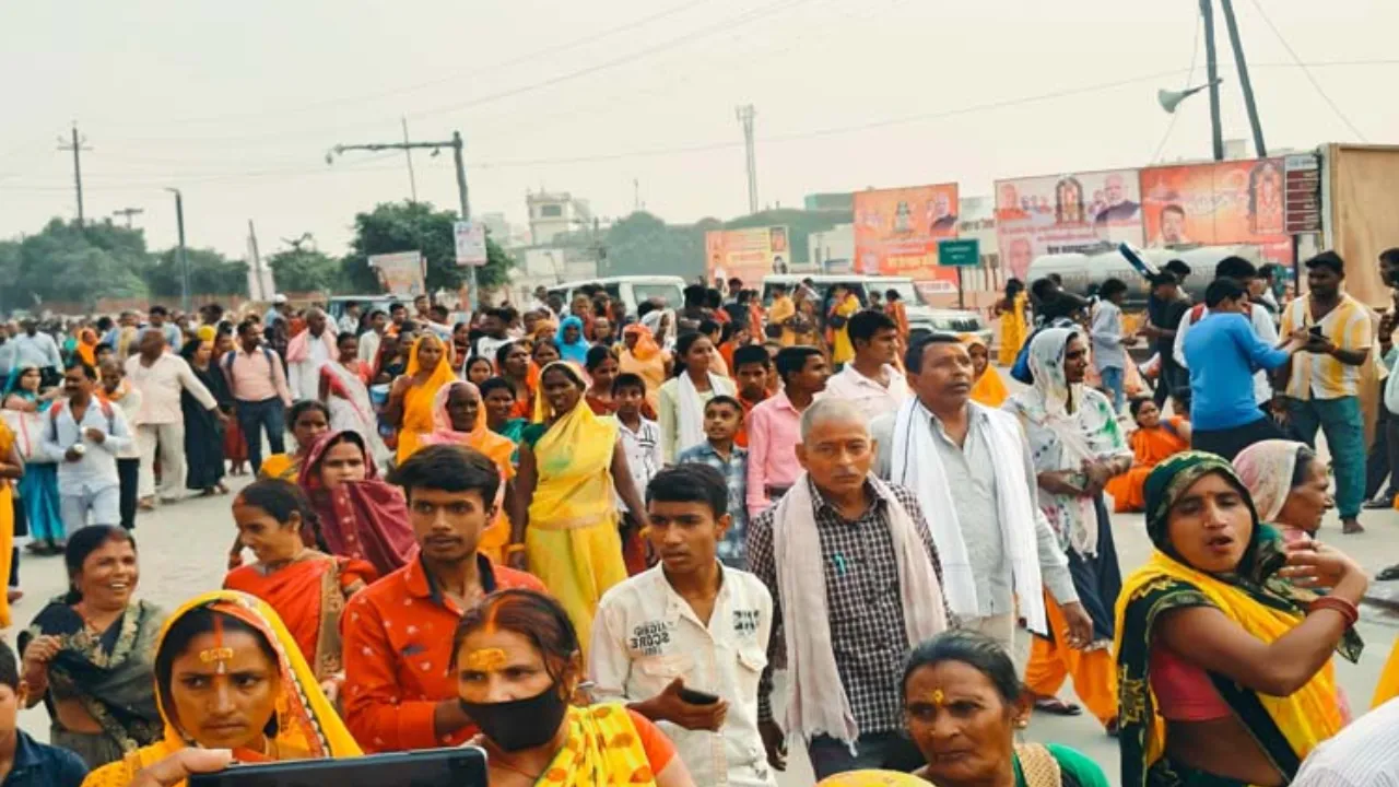 अयोध्या में देवोत्थान एकादशी पर पंचकोसी परिक्रमा शुरू, लाखों भक्तों ने लगाए ‘जय श्रीराम’ के जयकारे