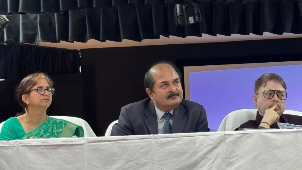 60 फीसदी बीमारियों की वजह गलत जीवनशैली... आयुर्वेदिक कॉलेज में हुआ नए छात्रों का ओरिएंटेशन कार्यक्रम