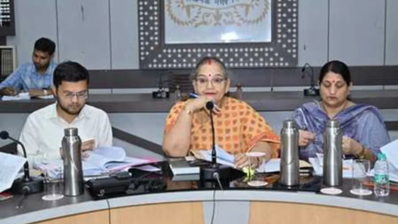 55 करोड़ से शहर की खस्ताहाल सड़कें बनेंगी, 47.91 अरब का पुनरीक्षित बजट सर्वसम्मति से पास