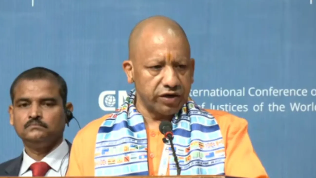 25th International Conference of Chief Justices: 52 देशों के प्रतिनिधि पहुंचे लखनऊ, मुख्यमंत्री ने किया कार्यक्रम का उद्घाटन, कहा- भारत पूरी दुनिया को एक परिवार मानता है