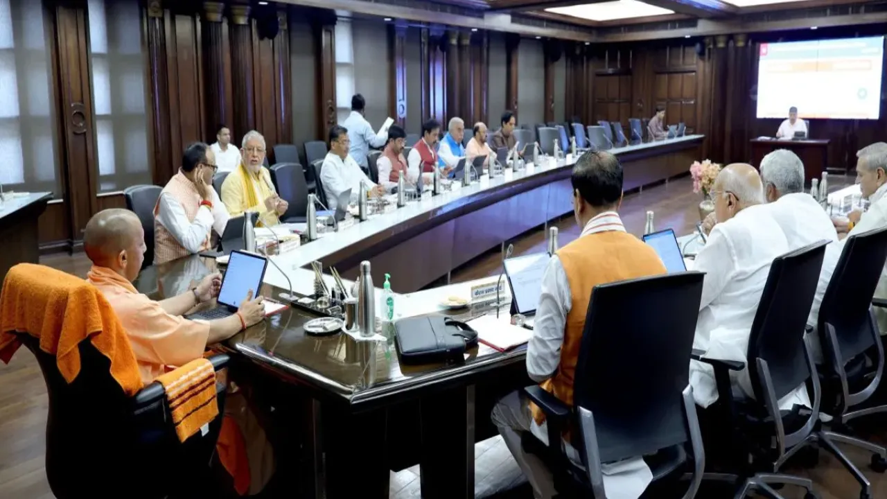 लाखों कर्मचारियों को अधिक सुविधाएं मिलने का रास्ता साफ, दुकान और वाणिज्य अधिष्ठान कानून-1962 में बड़ा संशोधन