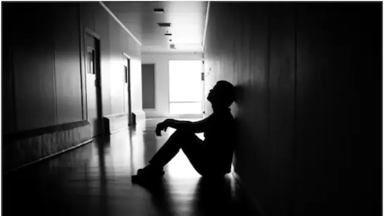 स्कूलों में बढ़ता खौफ: एक के बाद एक छात्र कर रहे आत्महत्या, मां-बाप बोले – “बचाओ हमारे बच्चों को!”, विशेषज्ञों ने सुलझाई गुत्थी