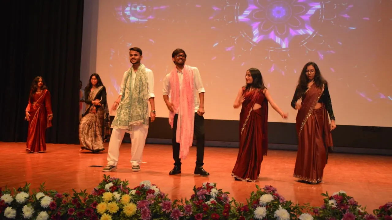 SGPGI : नूर मोहम्मद बने मिस्टर फ्रेशर, शाम्भवी रस्तोगी को मिला मिस फ्रेशर का खिताब