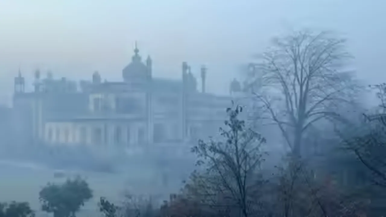 UP Weather Update:  दिन में धूप, रात में सर्दी फिर पड़ेगा कोहरा, जानें क्या है मौसम का हाल