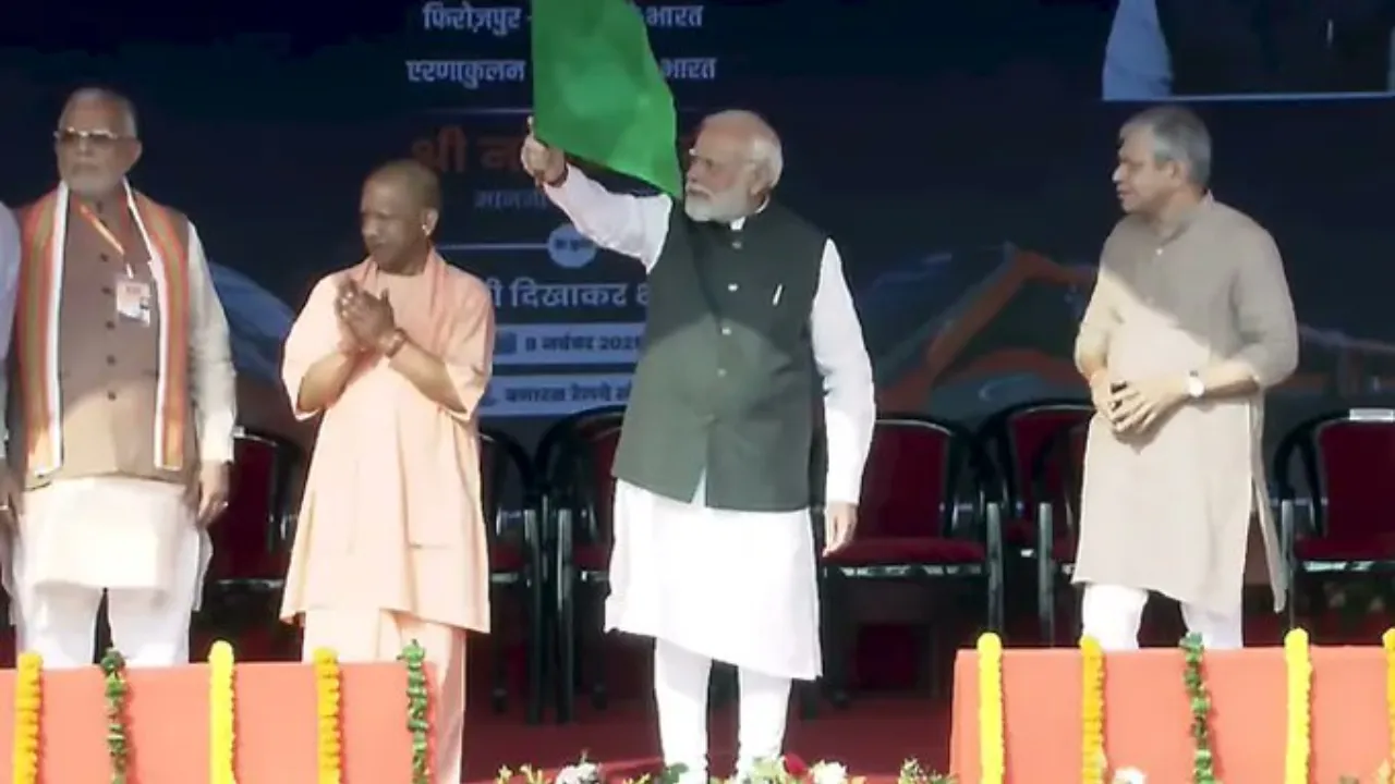 देश को मिली बड़ी सौगात... पीएम मोदी ने एक ही बार में चार नई वंदे भारत ट्रेनों को किया रवाना, जानिए किन मार्गों पर चलेंगी ये ट्रेनें