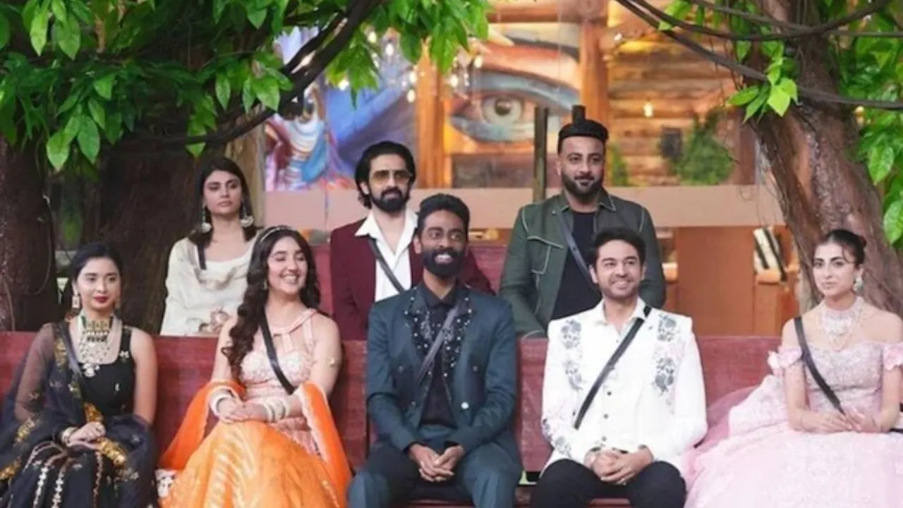 Bigg Boss 19: वीकेंड के वार में डबल एविक्शन से लगेगा तगड़ा झटका, इन कंटेस्टेंट्स का पत्ता हुआ साफ!
