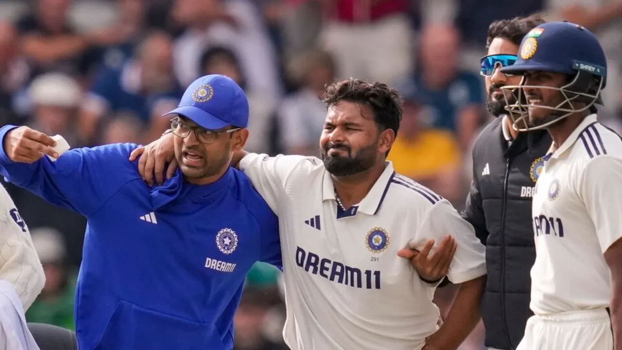 Rishabh Pant Injured: फिर घायल हुए ऋषभ पंत... 3 गेंद में 3 बार लगी चोट, हुए रिटायर, अफ्रीका के खिलाफ सीरीज से पहले बढ़ी टीम इंडिया की चिंता